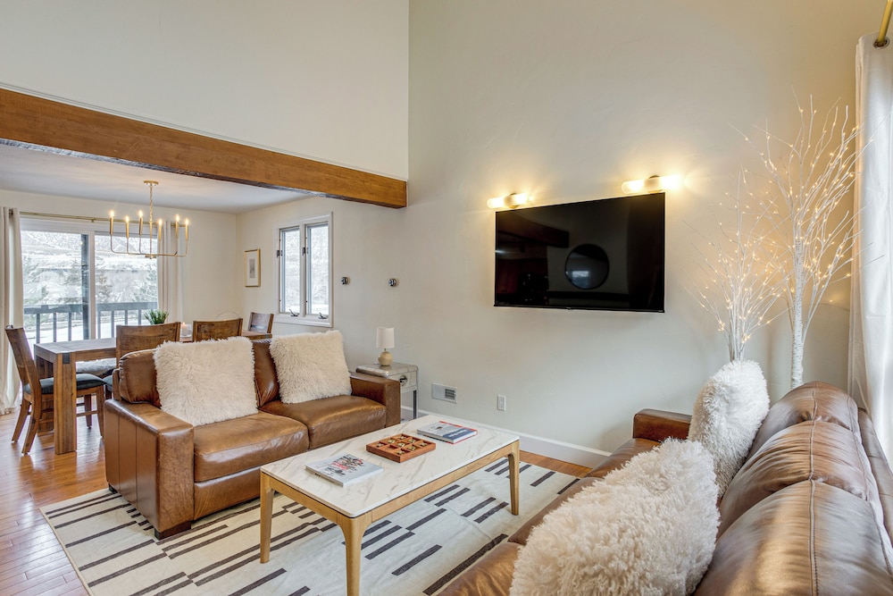 Par & Powder: Avon Haven w/ Golf & Ski Access!