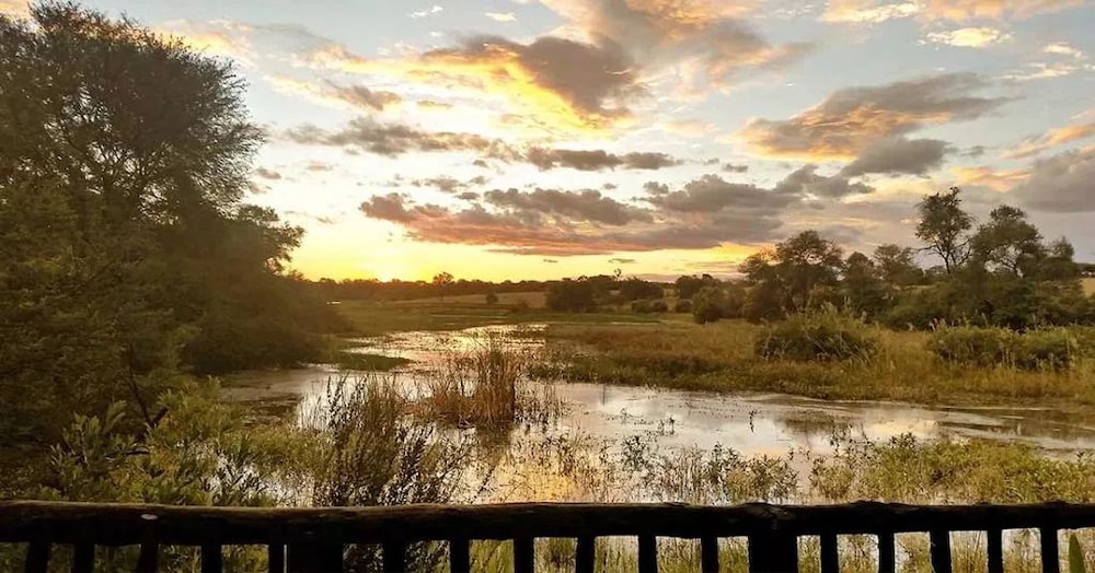 Antelope Park Safari Lodge