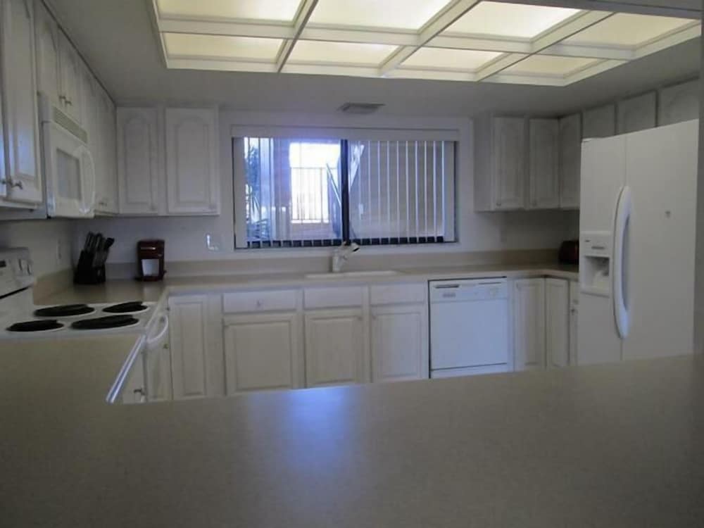 Cove II 931C 2 Bedroom Condo By Midnight Cove II