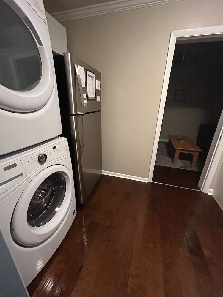 Schiffman Northeast Nook