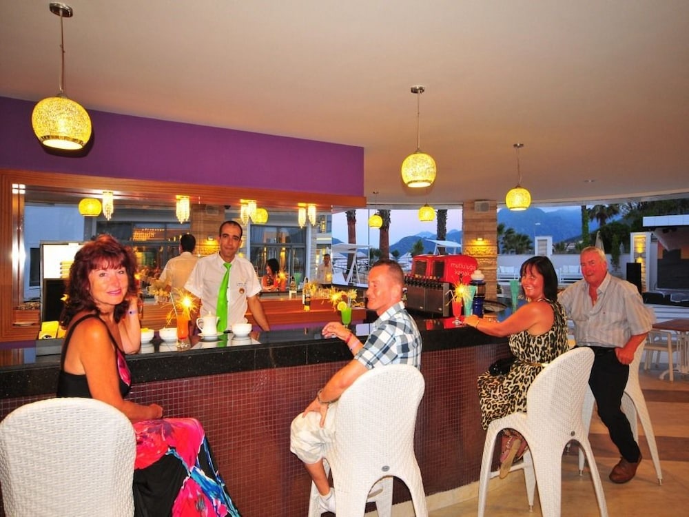 Golden Rock Beach Hotel - All Inclusive