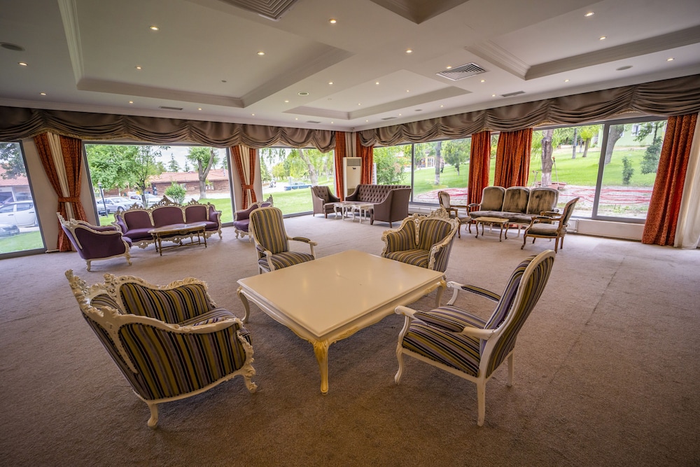 meeting & event spaces