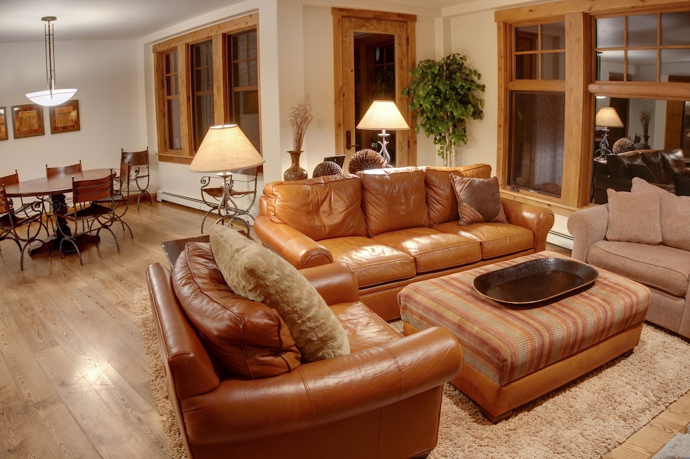 WestWall Lodge - Property Image 51