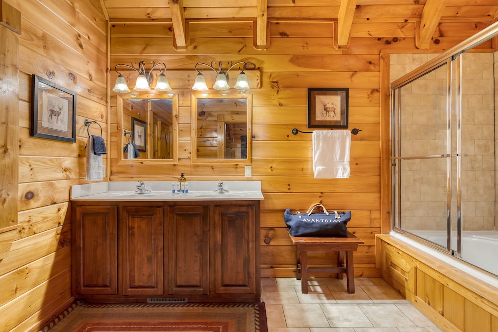 Anne s Place Cozy Cabin With Hot Tub Games Near Dollywood Attractions