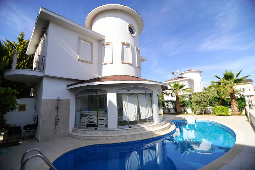 Bella Villas