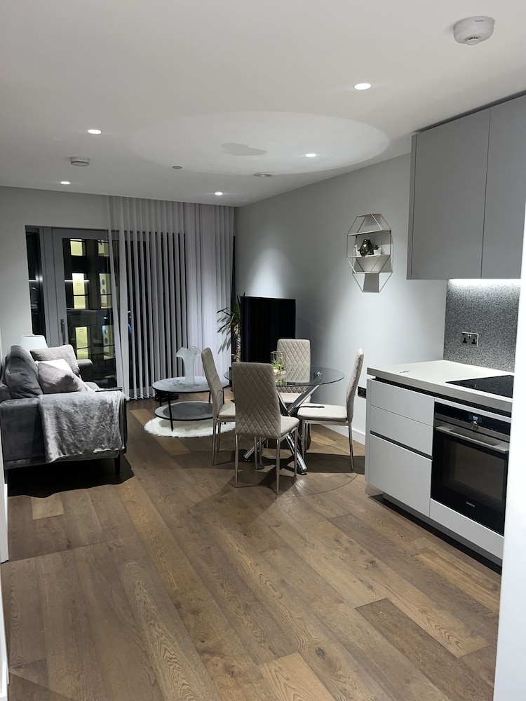 Stylish 1-bed Apartment in London