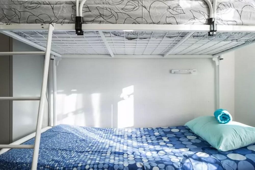 Online Hostel