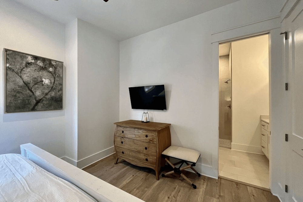 Casa d Azure by Avantstay Sleeps 18 Private Pool Golf Cart Included