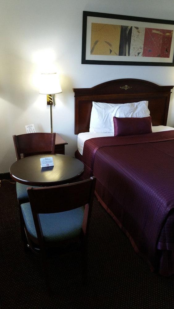 Hoosier Inn