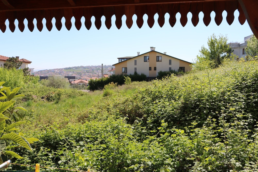 Asfar Villa