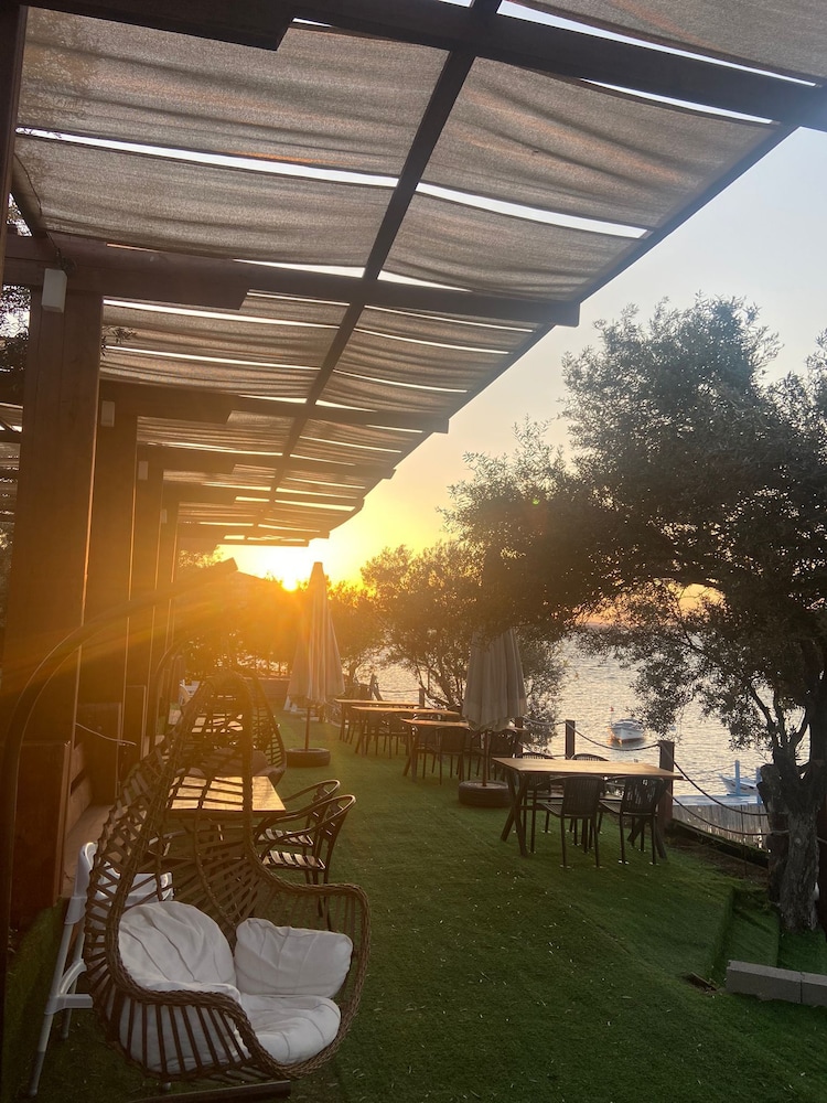 QCUNDA OTEL RESTORAN - Image 27