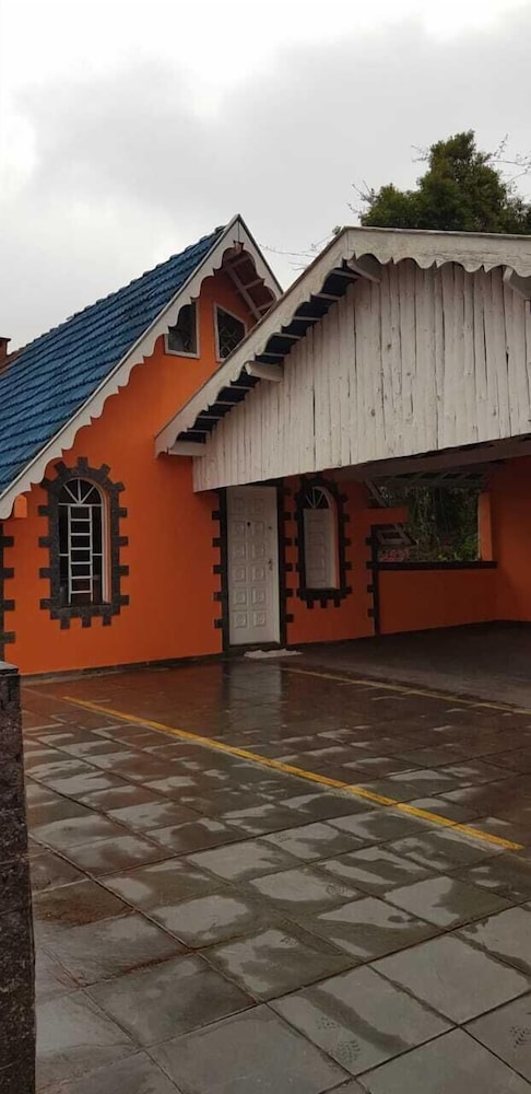 Chalés Teto Azul