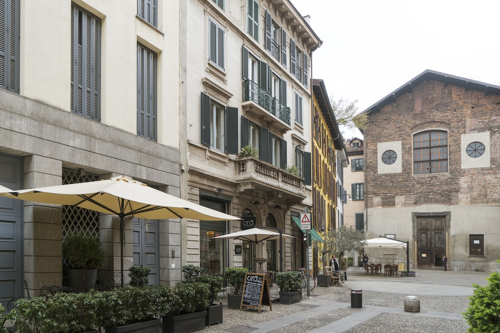 Brera Apartments