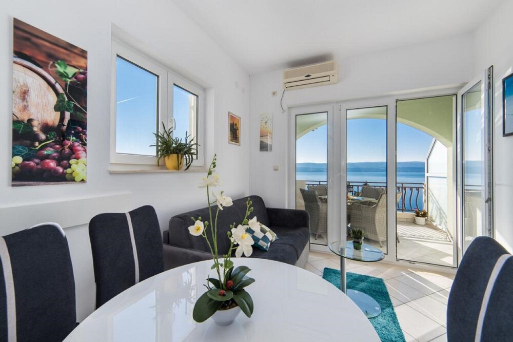 Apartment Tafra 2