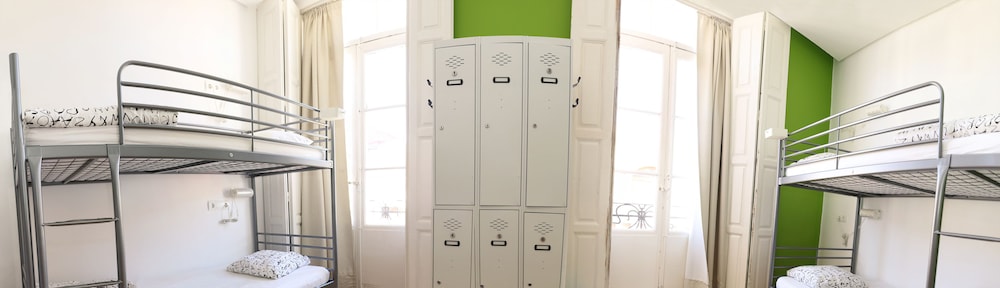 LeonHostel