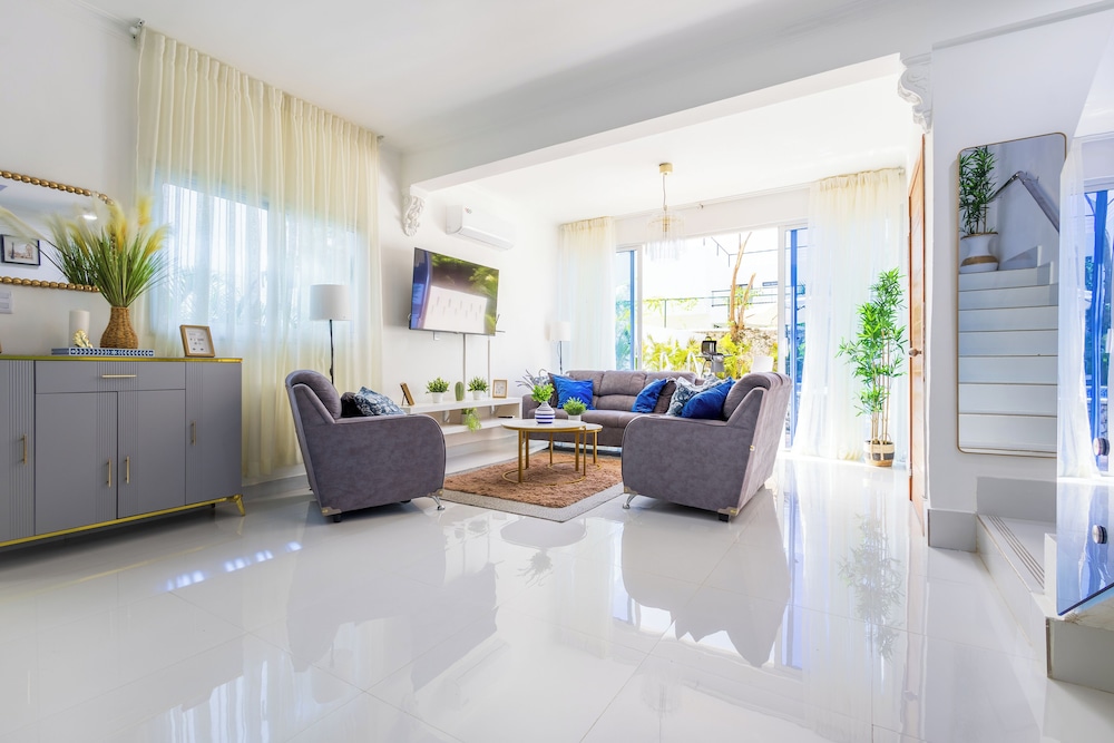 Drake Villa 5