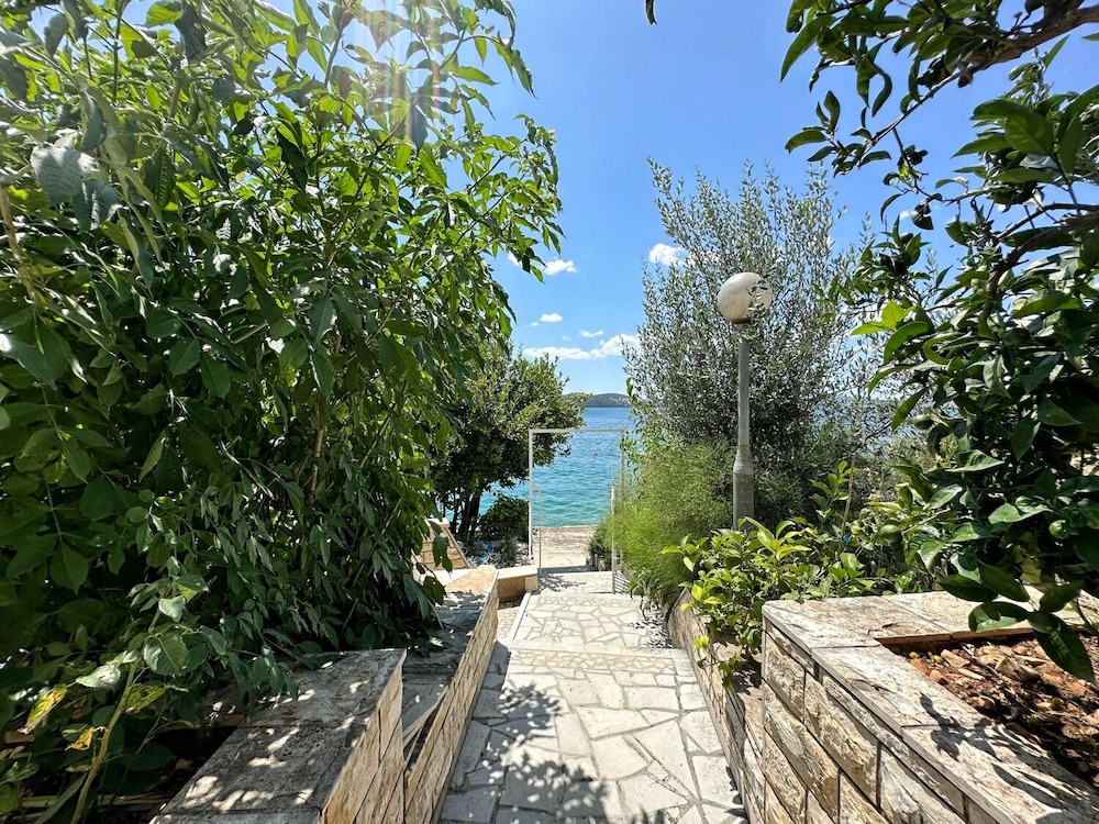 Mihaela - sea View - A1 view 4