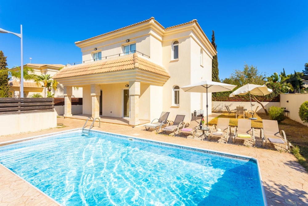 Villa Livia in Paralimni