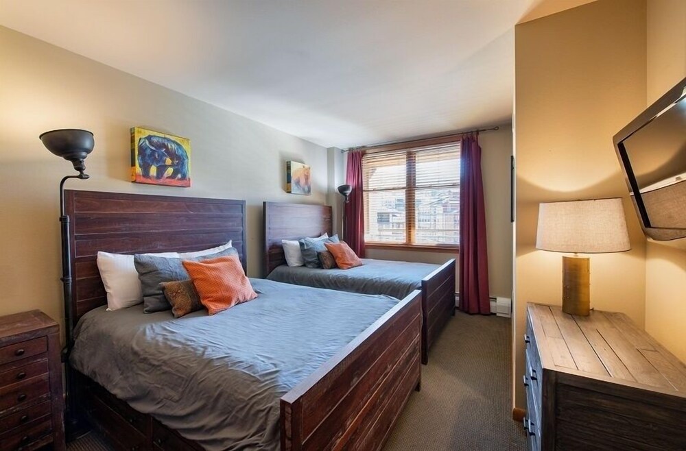 Winter Park Resort Lodging - Zephyr Mountain Condos