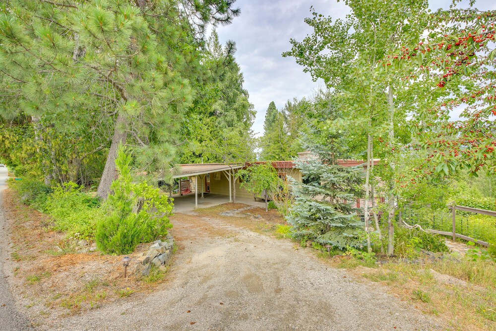 Sandpoint Vacations - 12 Mi to Schweitzer: Spacious Home w/ Deck! - Property Image 15