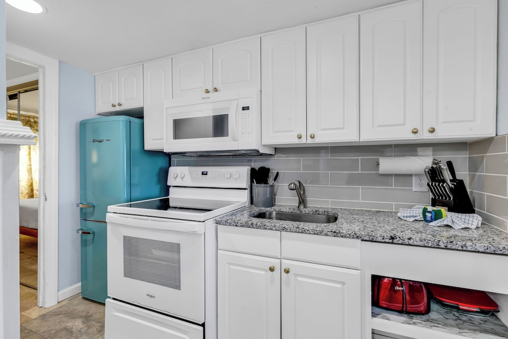Bluewater Resort 1204