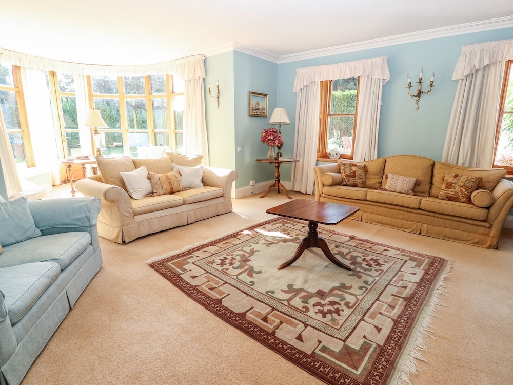 Mickle Trafford Manor
