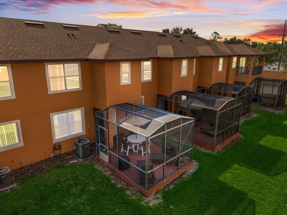 Relaxing Townhome In Regal Oaks Resort By Old Town 3 Bedroom Townhouse