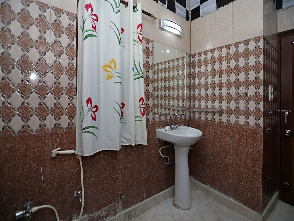 OYO 270 Home Stay Inn