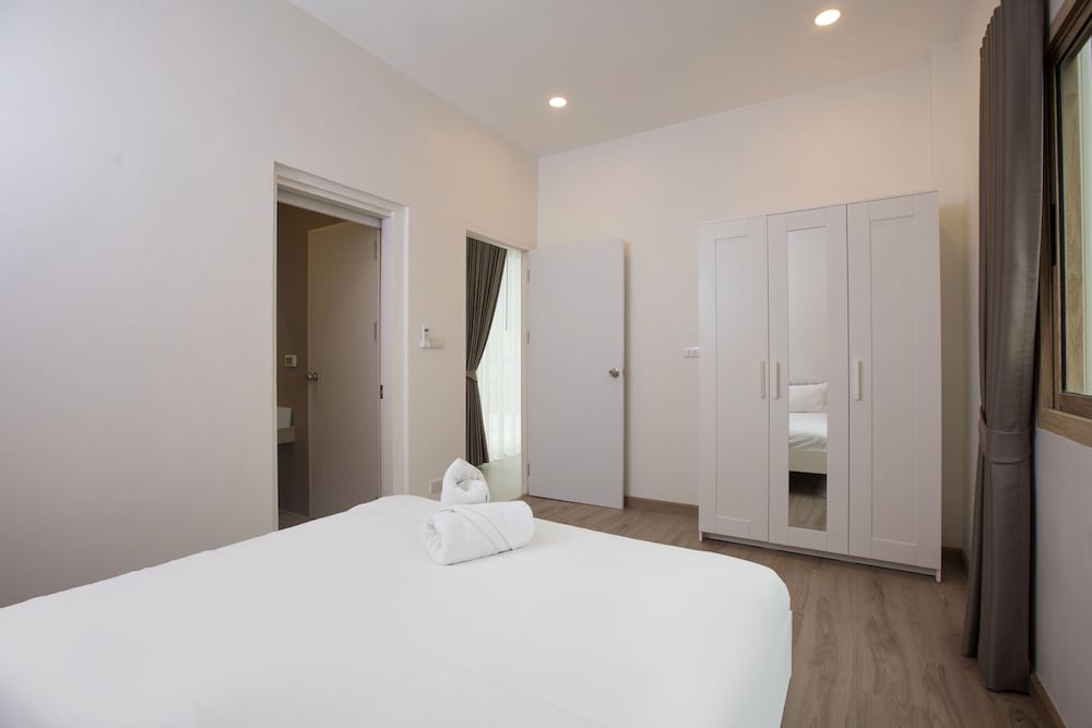 Tropical Life at Seamate 2BR Pool Villa