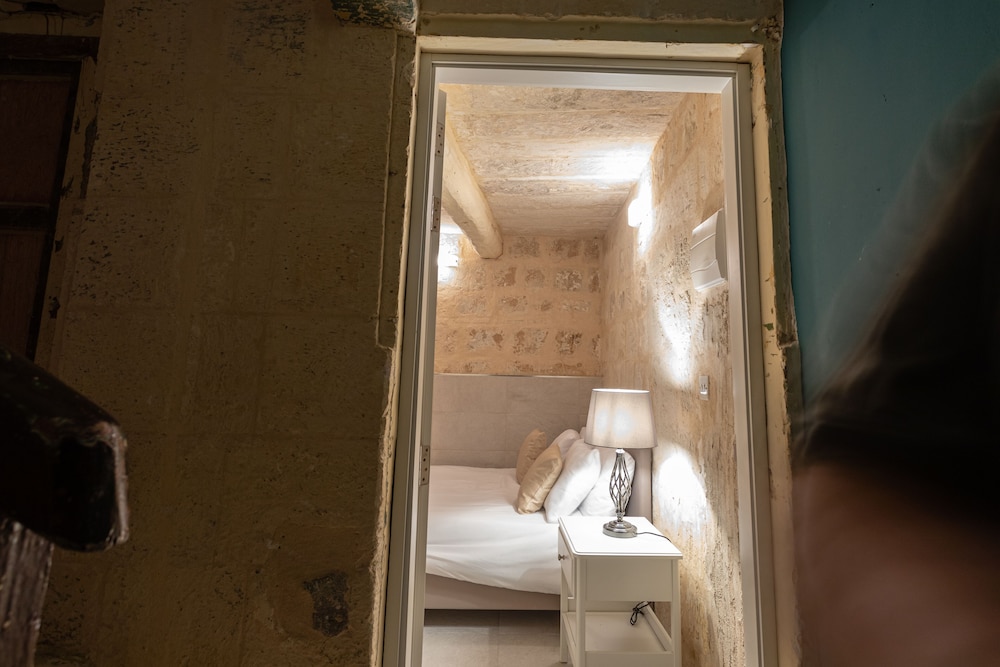 Historic Valletta Private Houses view 5