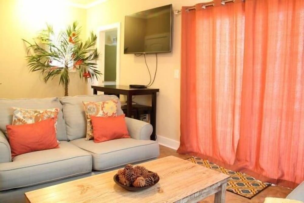 South Beach Cottages - 2701R Apartment 4