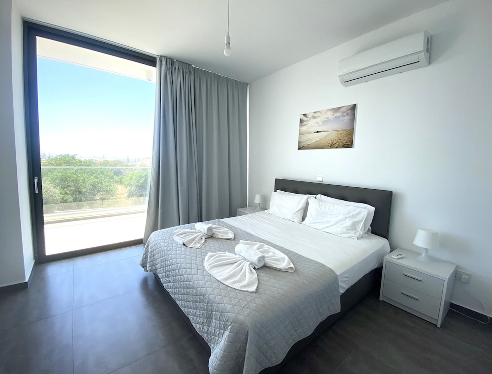 Ayia Napa Nissi Pearl Villas