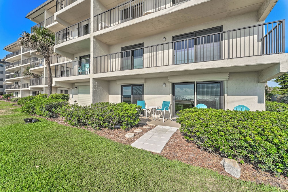 Ormond Beach Condo w/ Ocean Views & Community Pool view 5