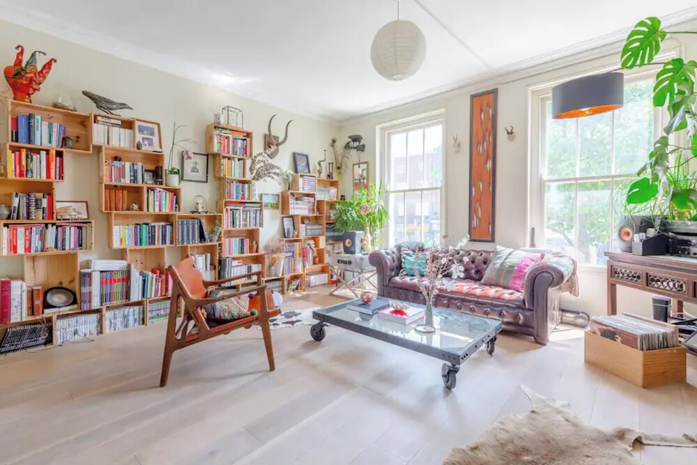 Quirky & Serene 2BD Flat in Dalston