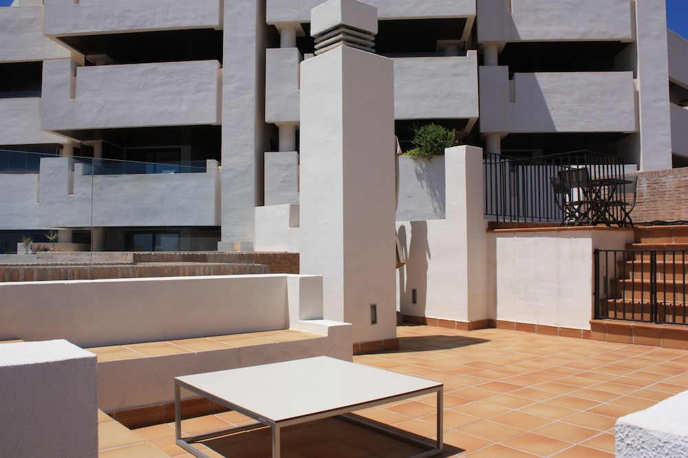 Penthouse - Private Pool photo 4