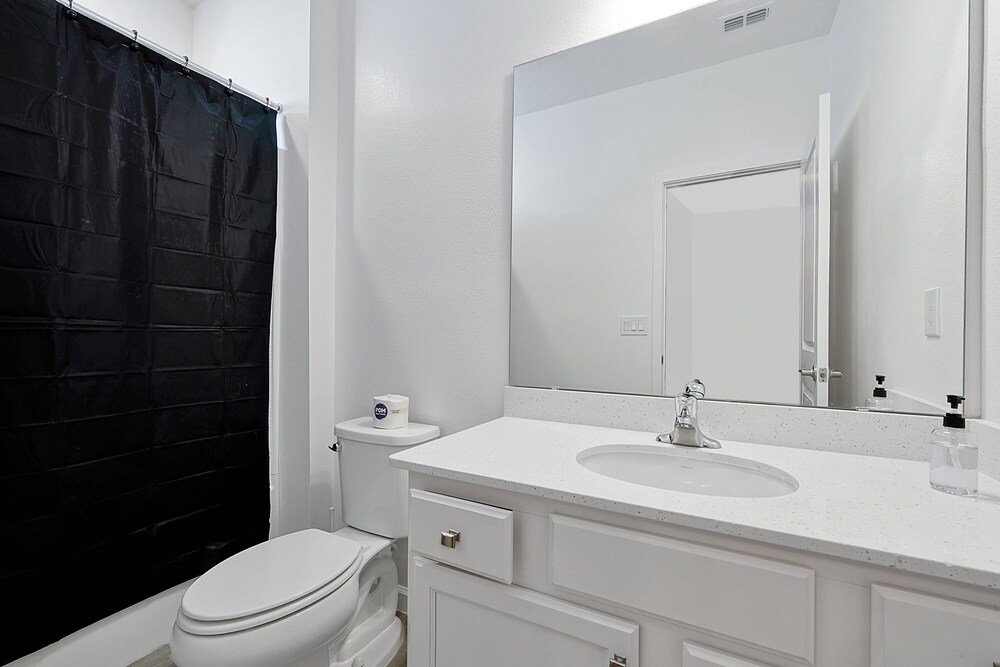 Luxury and Sophisticated 15 BR Ensuite