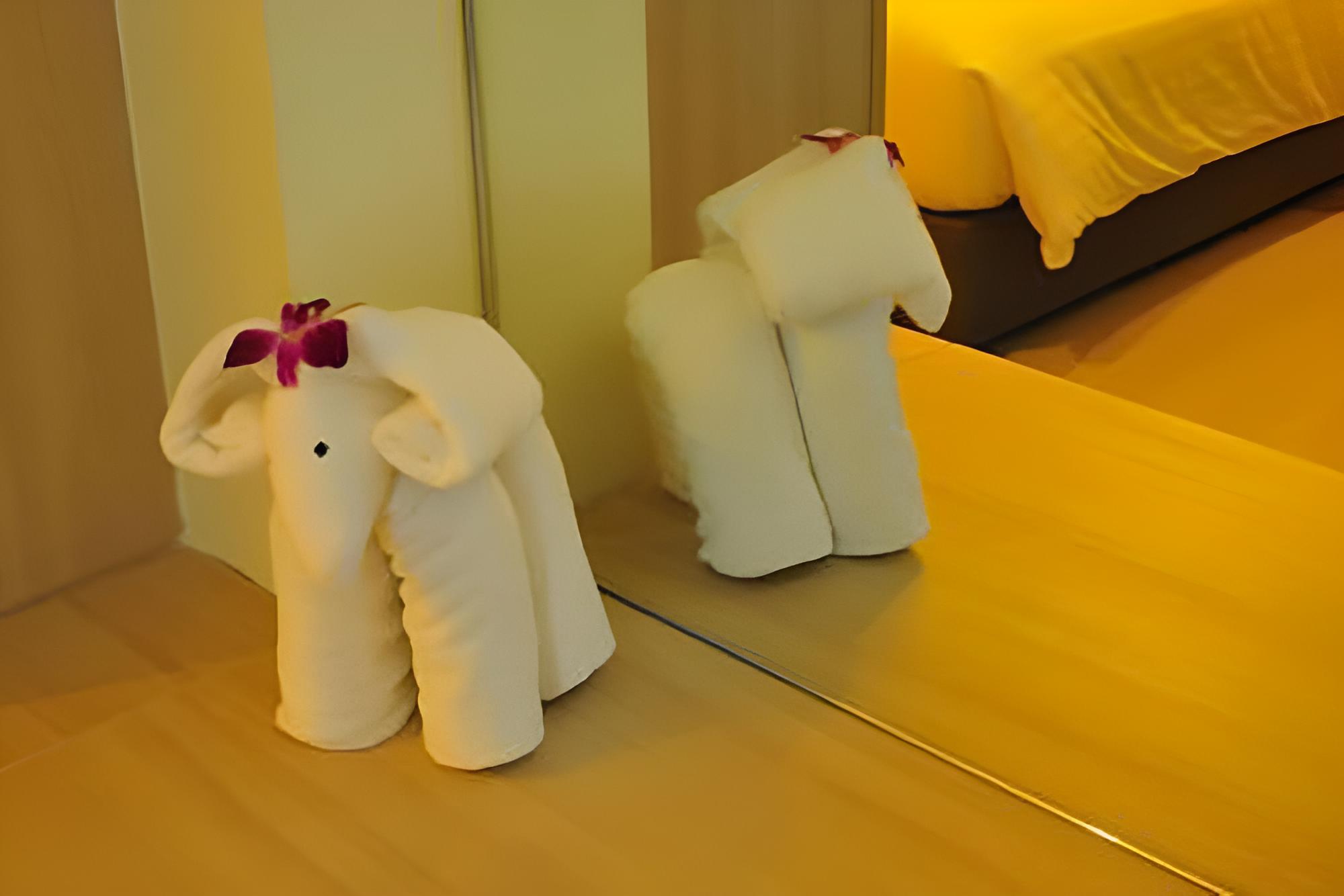 R-Con at Siam Hotel