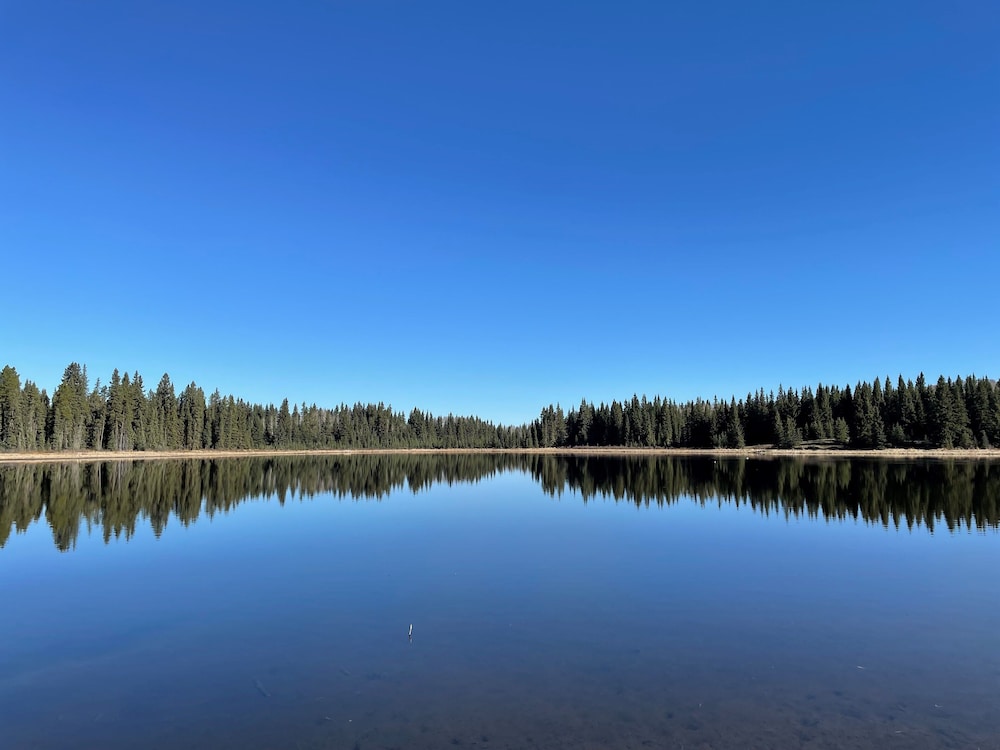 Schott’s Lake Conference & Resort