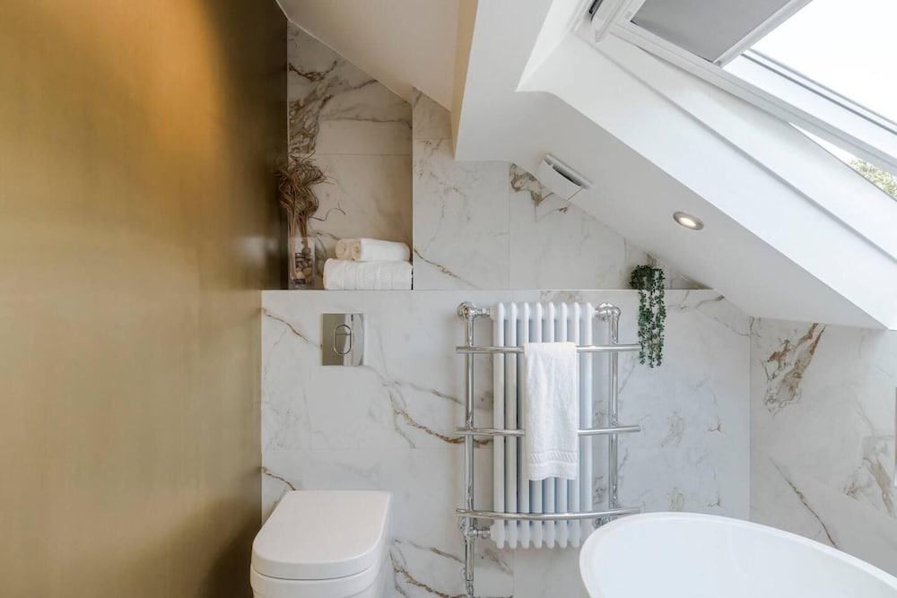 Stunning 3 bed Flat in the Heart of West Hampstead