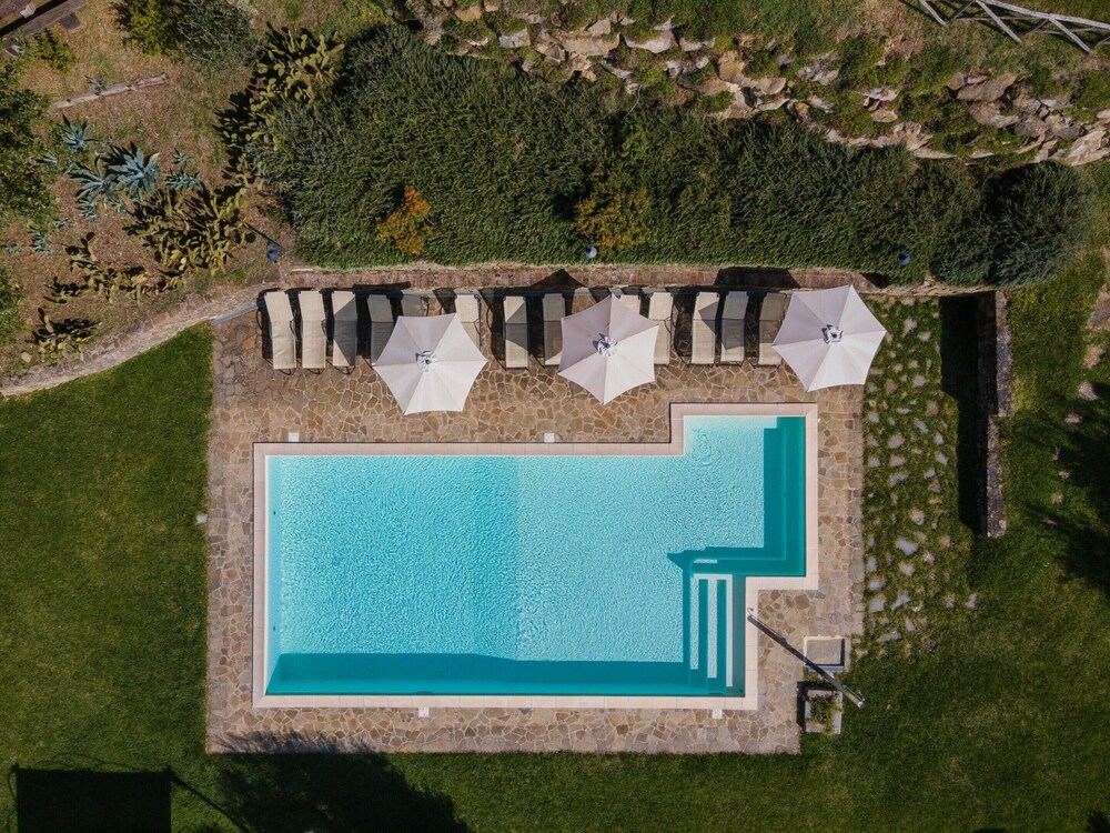 Villa in Umbria With Saltwater Pool
