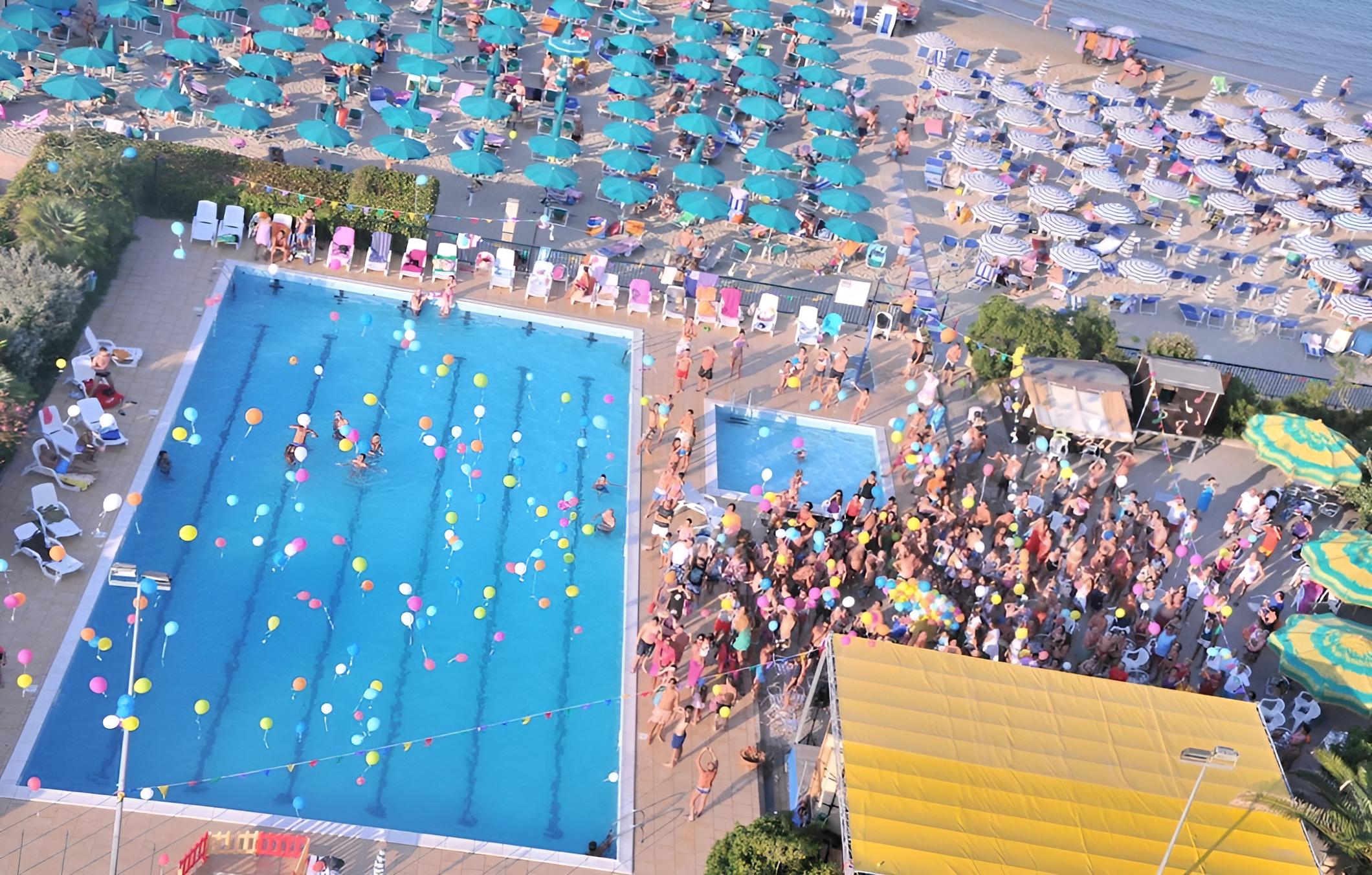 swimming pool