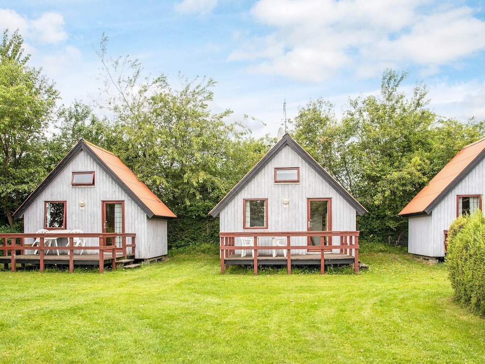 6 Person Holiday Park Home in Grindsted