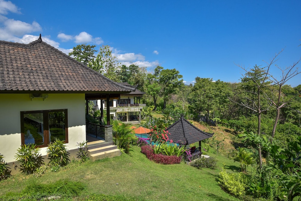 Villa Cahaya view 2