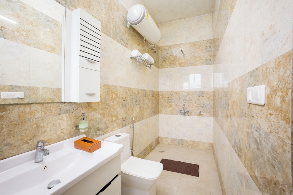 Alaya Stays 5 BHK Pet friendly with pvt pool - Ashirwad Farms