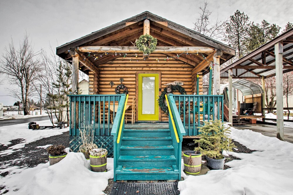Quiet Couple's Retreat: Studio by Winchester Lake! view 4