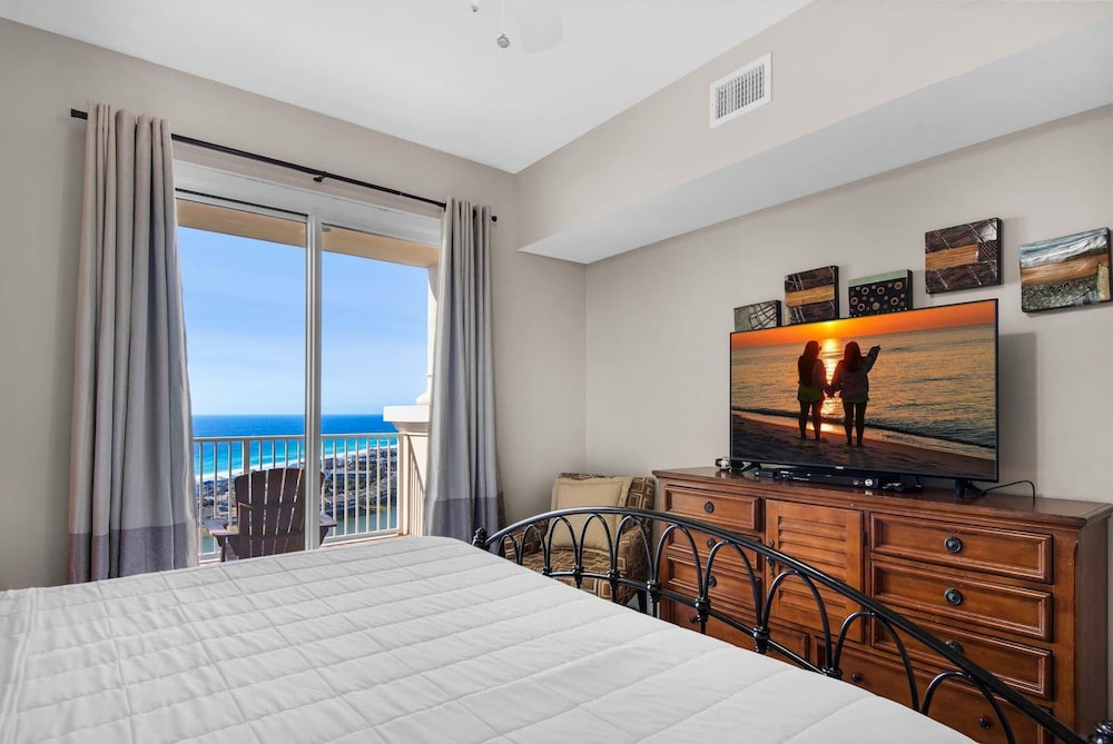Ariel Dunes II 2309 view 5