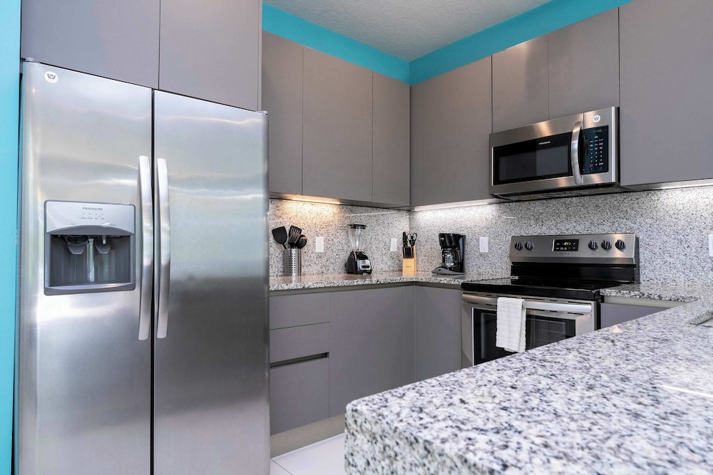 Bright 5BD Disney Escape w Private Pool 1536