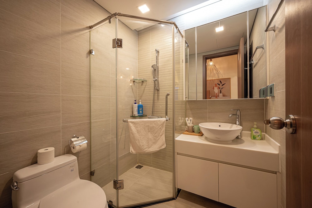 Vinhomes Central Park Apartment by Hava