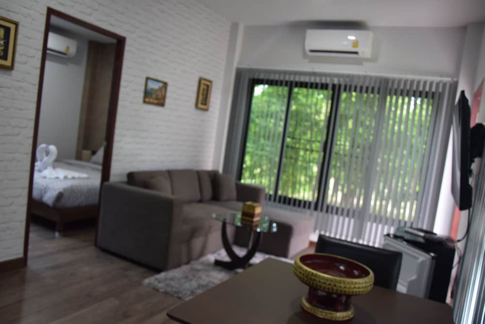 SB Holiday Resort