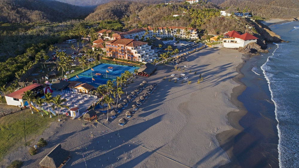 Manzanillo Vacations - Los Angeles Locos - All Inclusive - Property Image 1